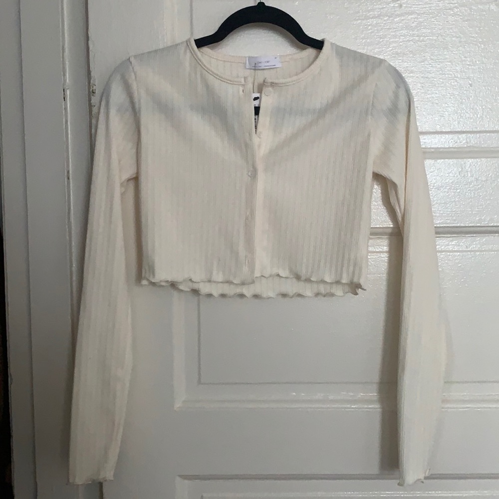 Cream Cropped Oak+Fort Long Sleeve Button Down Top